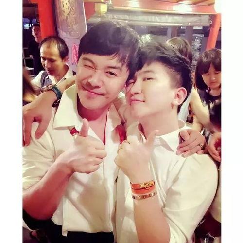 吃瓜娱乐圈的技巧